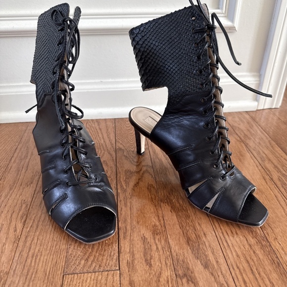 Black Genuine Leather Pumps Heels Made in Italy Size 37 EU / 6.5 US - Picture 11 of 11